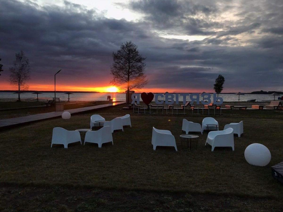 Sezon Hotel Szvityaz Kültér fotó